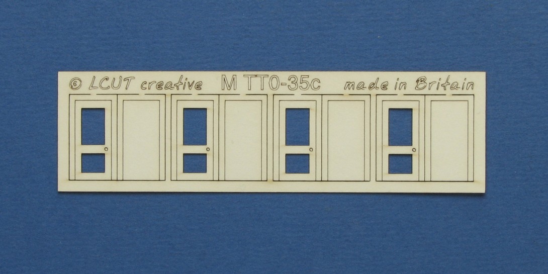 M TT0-35c TT:120 kit of 4 single doors type 2 Kit of 4 single doors type 1. Designed in 2 layers with an outer frame/margin. Made from 0.35mm paper.
